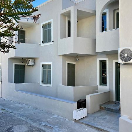 Kores Aegina Agia Marina  외부 사진