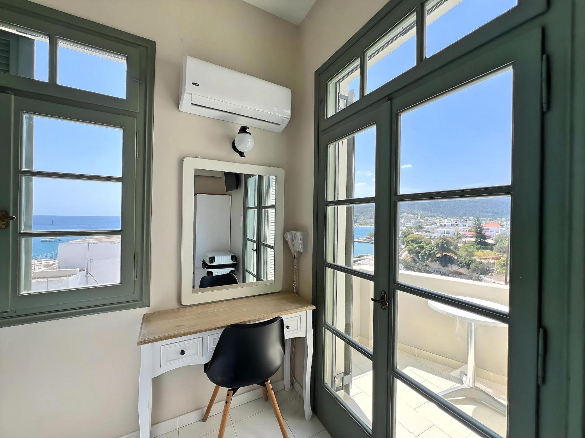 Kores Aegina Agia Marina  외부 사진