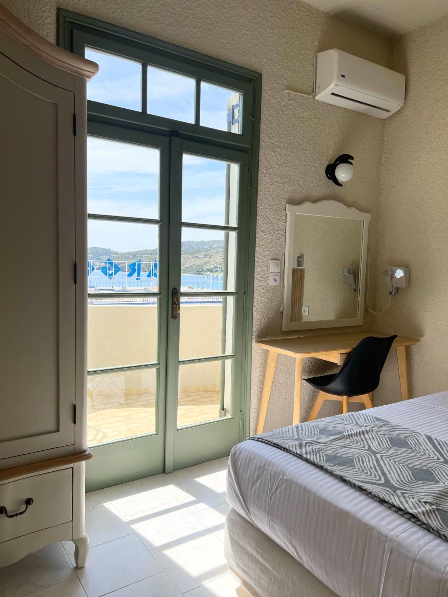 Kores Aegina Agia Marina  외부 사진